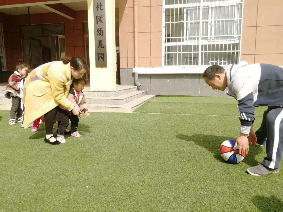 团建接球游戏_接球游戏教案_接球游戏