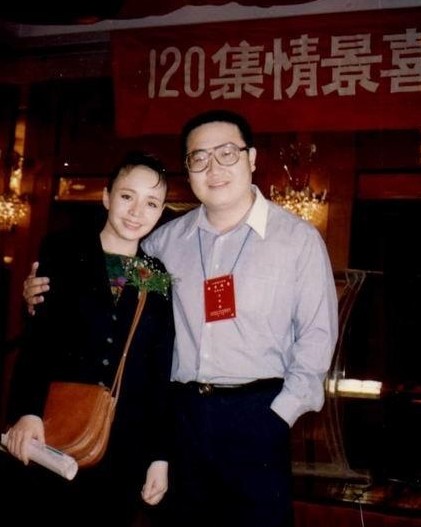 梁欢抄袭_模仿致敬借鉴抄袭梁欢_梁欢小机器人抄袭