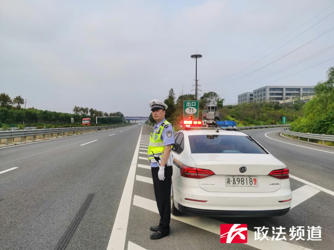 沈师大沈北附属学校_警察车队_沈北交通队警车图片