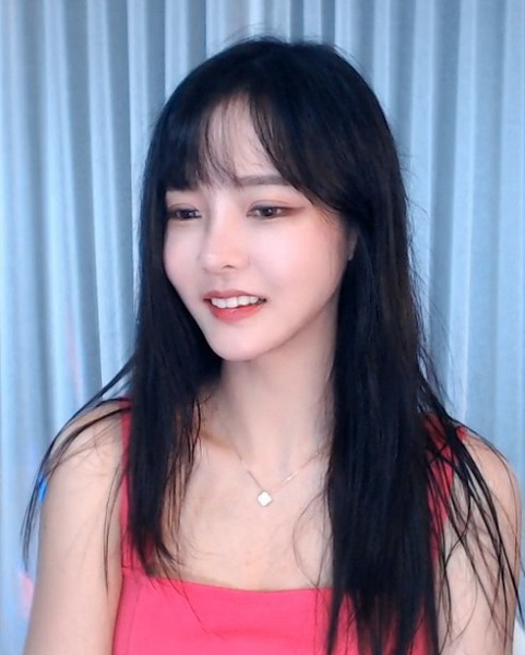 草莓app下载安装无限看丝瓜ios大全_ios看漫画的app_ios安装历史版本app