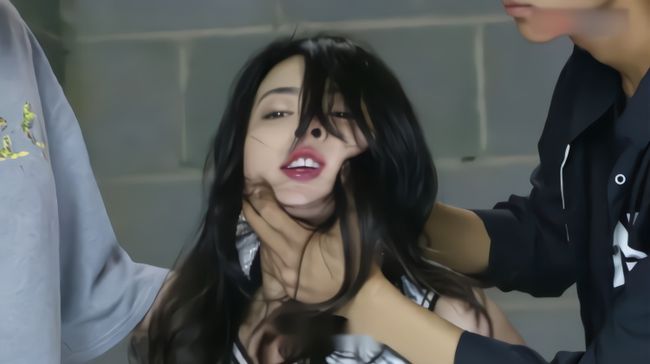 捆绑虐待美女小说_捆绑强奸美女扒衣服小说_捆绑日本美女