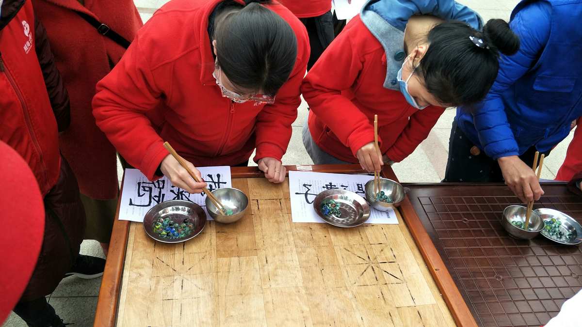 玻璃球游戏规则_玻璃球游戏黑塞_玻璃球游戏