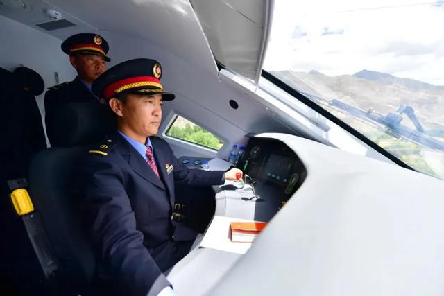 模拟火车12_火车模拟器中国版_火车模拟器世界3