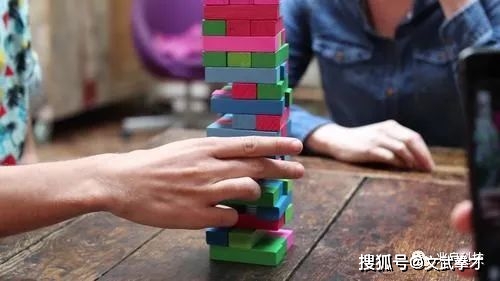 锻炼右脑的手机游戏_右脑锻炼手机小游戏_锻炼右脑的游戏软件