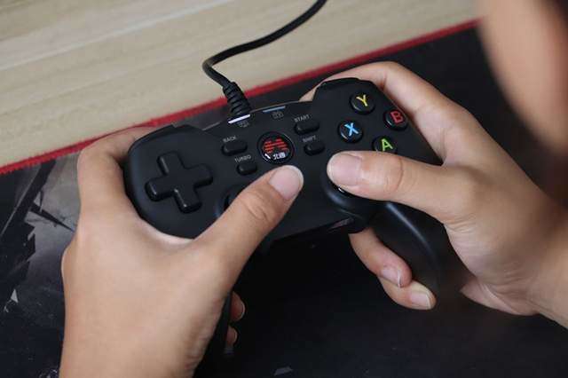 百度手机游戏手柄_百度手柄安卓版下载_手柄百度手机游戏怎么玩