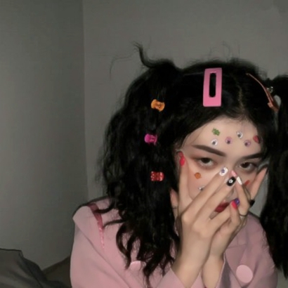 头像霸气超拽女生_又酷又拽的女生头像霸气_头像霸气拽酷女生图片