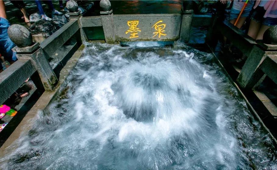 泉此方壁纸_泉此方生日_泉此方