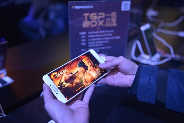 电脑 游戏到手机游戏-电脑游戏VS手机游戏：新旧对决，哪个更