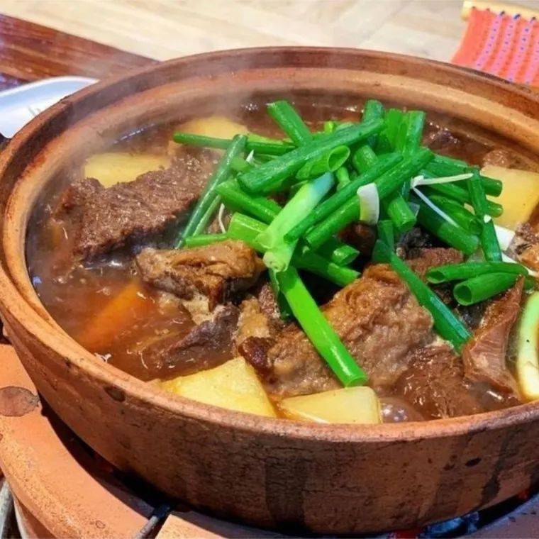 关山酒歌词_关山酒_关山酒原唱