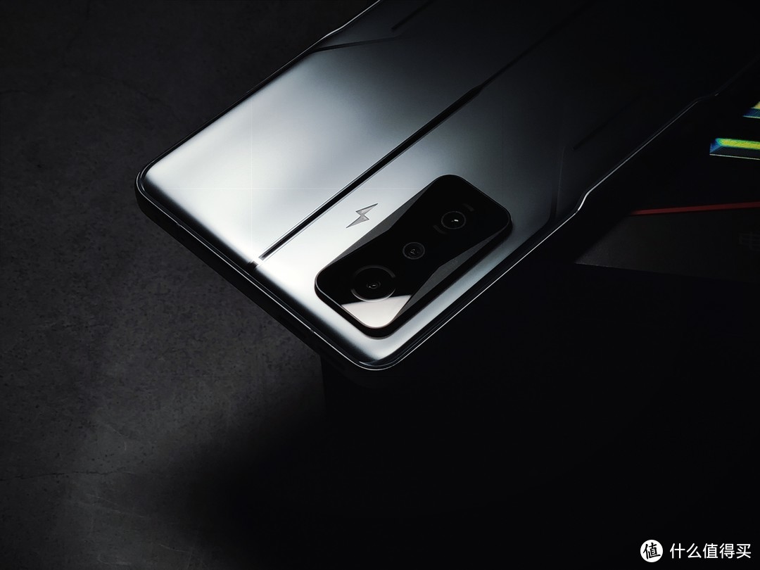 适合高中生玩游戏的手机_高中玩的手机游戏_高中生最适合什么游戏手机