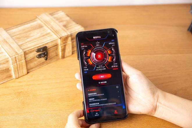 适合大学生玩的游戏机_大学生适合哪种游戏手机_适合大学生玩的手机益智游戏