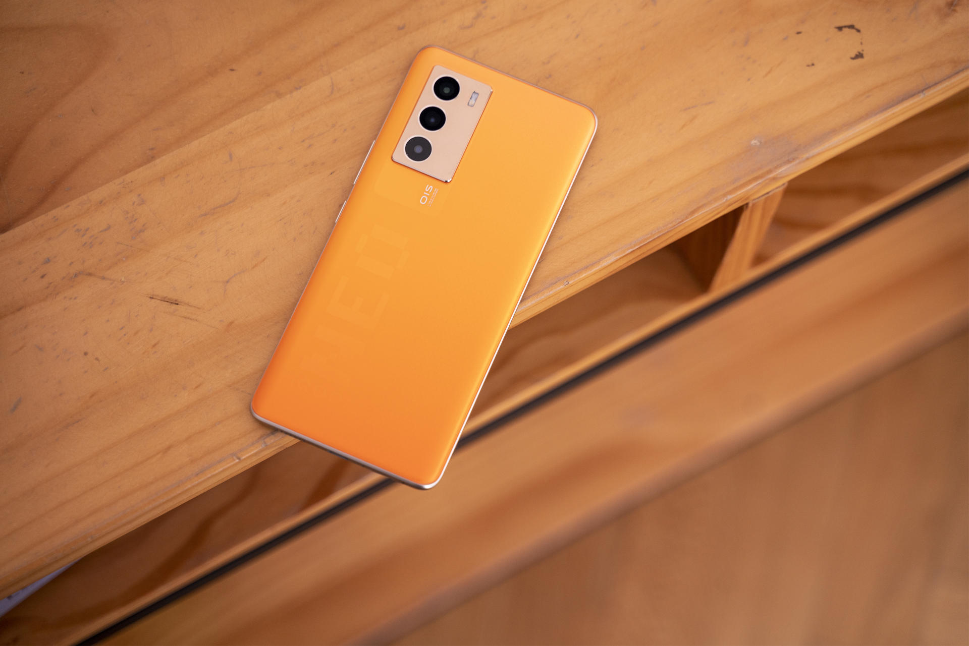 1800左右游戏手机_左右手机游戏_1800的游戏手机