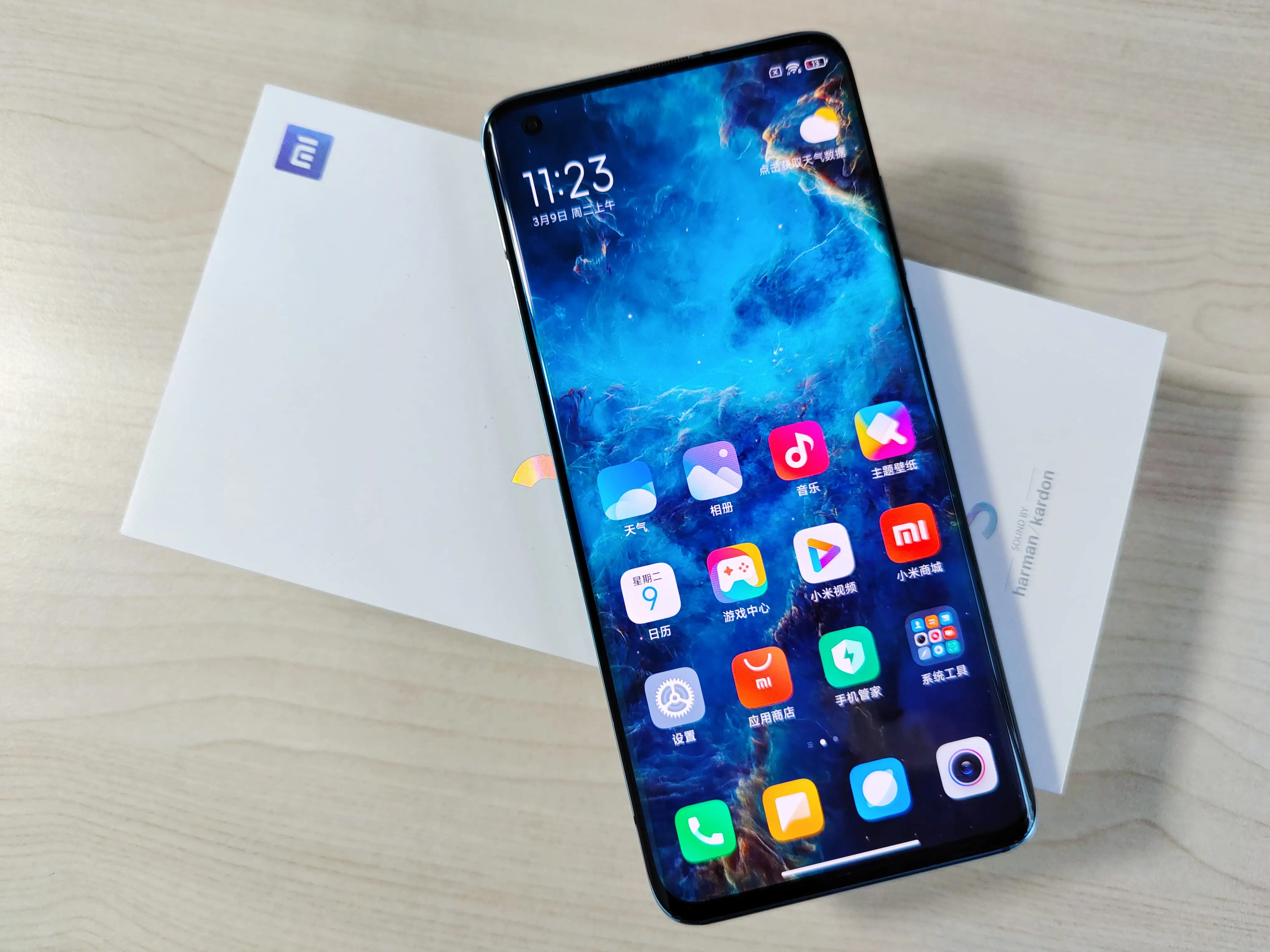 便宜游戏手机小米-小米游戏手机：性价比高，价格亲民，性能强劲