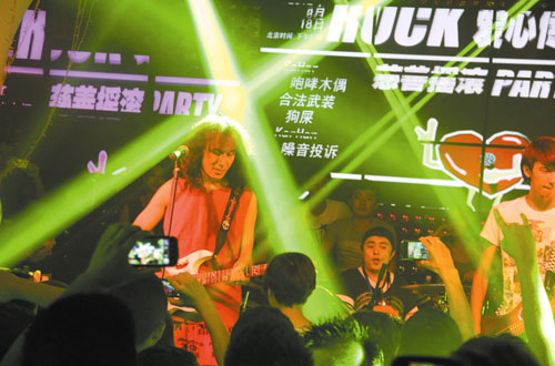 好玩的车祸游戏_发生车祸手机版游戏_车祸视频游戏版的