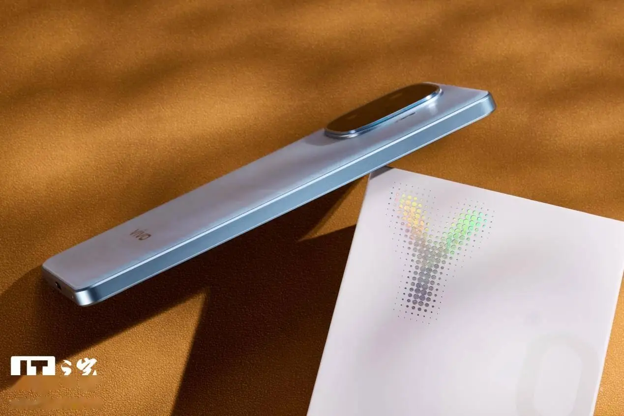 翻转手机游戏_vivo手机怎么翻转游戏_翻转手机游戏喜羊羊